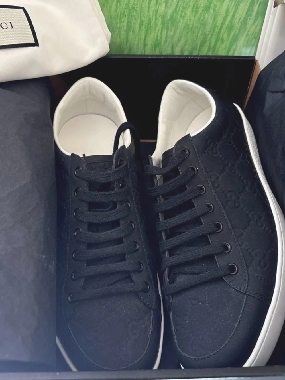 GUCCI Men’s Gg Monogram Black Guccissima Sneakers Sz 8.5 D New Authentic 322734